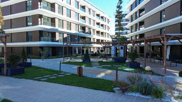 Flats with Attractive Prices in Mixed Use Complex in Yalova