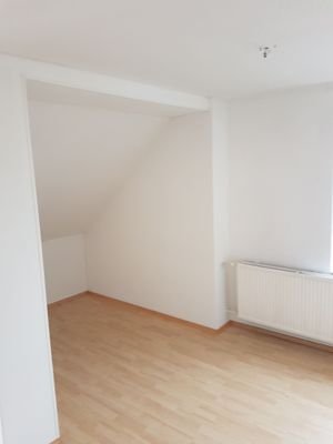 DG mit Dachschräge