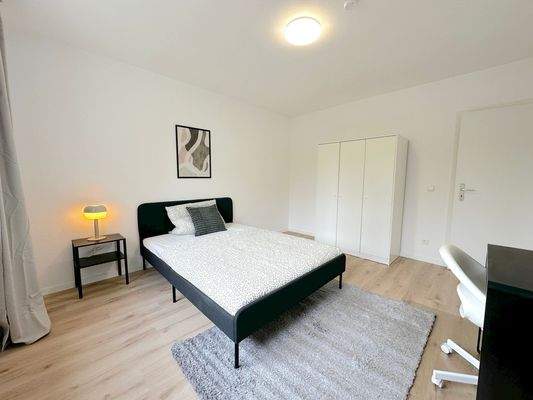 Zimmer 6. Helles Schlafzimmer