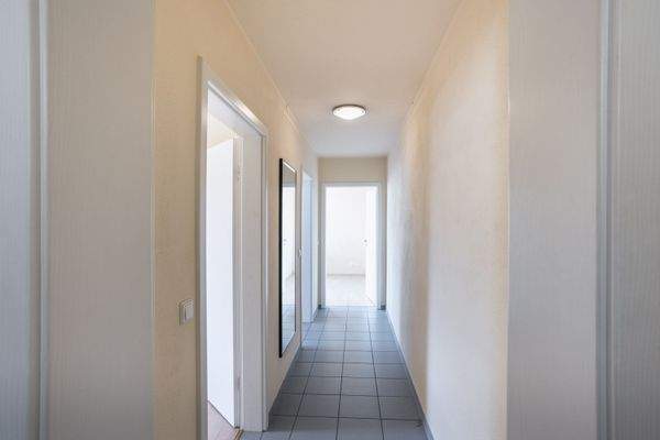 Produktions- und Lagerhalle