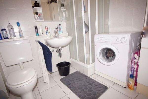 Bad mit Waschmaschinenanschluss