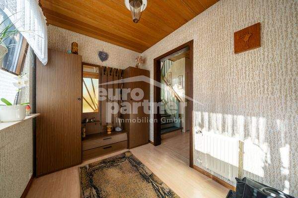 Eingansbereich (EG linker Gebäudeteil)