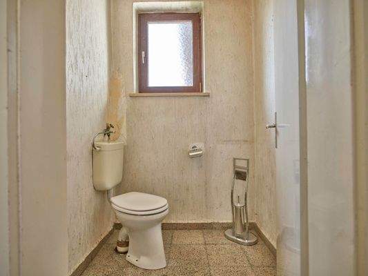 Altbau Gästetoilette