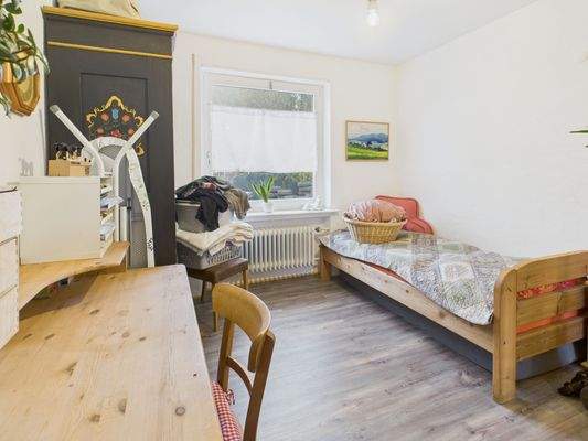 CAM01223G0-PR0176-STILL024