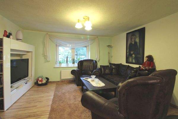 Blick ins Wohnzimmer