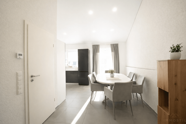 Heller Wohn-Essbereich