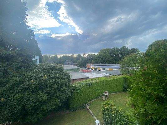 1. OG Terrasse SW Lerchenberg HH-Volksdorf