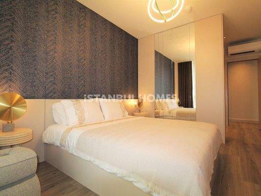 Centrally Located Flats in a Complex with Security in Kagithane