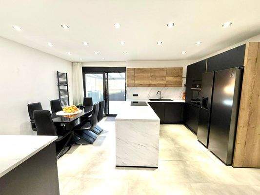 Küche und Essbereich 1.OG