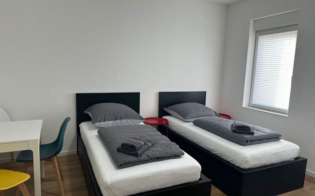 WG Zimmer Stuttgart Obertürkheim Zimmer 4 bei urbanbnb 1.jpeg