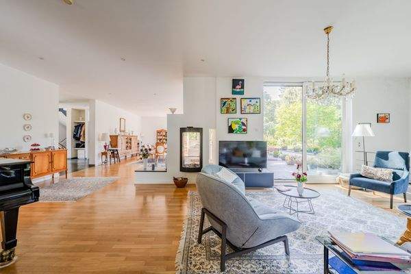 Großer Wohn- und Essbereich