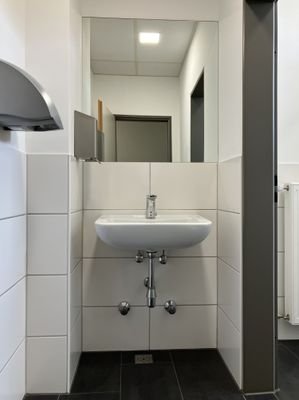 Herren-WC-Raum