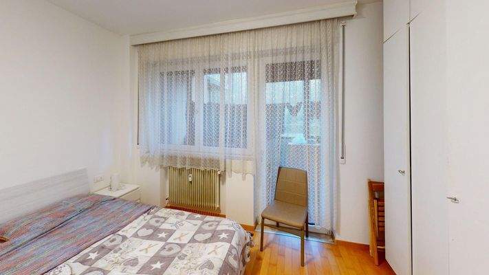 Meran-Merano-in-vendita-vendesi-verkaufen-Zweizimmerwohnung-bilocale-ristrutturato-saniert-Balkon-balcone-Garage-investimento-Investition-vermietet-affittato