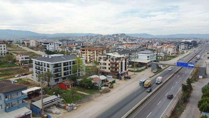 Apartments Close to İzmit Highway in Çiftlikköy Yalova