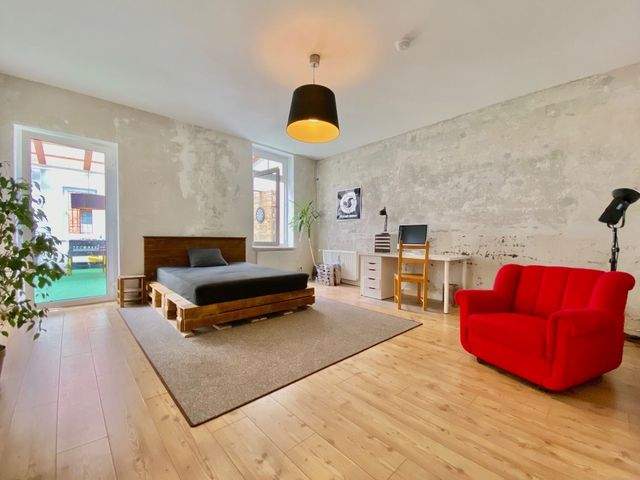 Einzigartiges Industrie-Loft mit gigantischem Wintergarten – Raum für Kreativität und Leben - Photo 3
