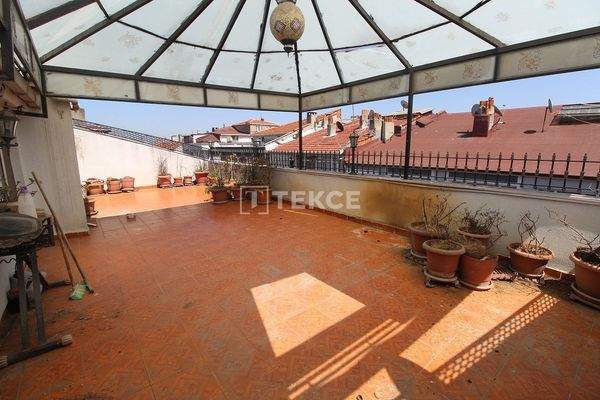 Duplex 5 Bedroom Apartment 1.3 Km to Metro in Eyüpsultan