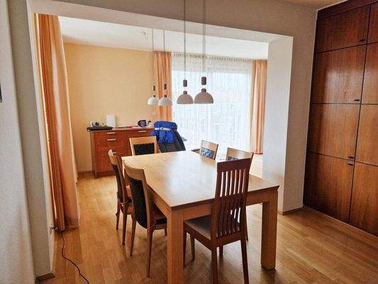 Esszimmer, Blick auf Anbau