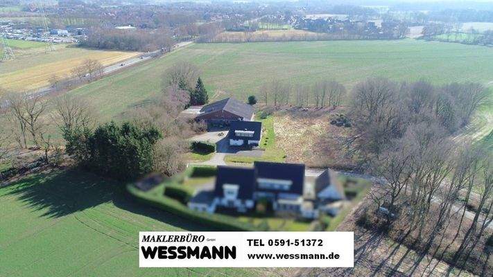 Ehemalige Hofstelle mit Wirtschaftsgebäude