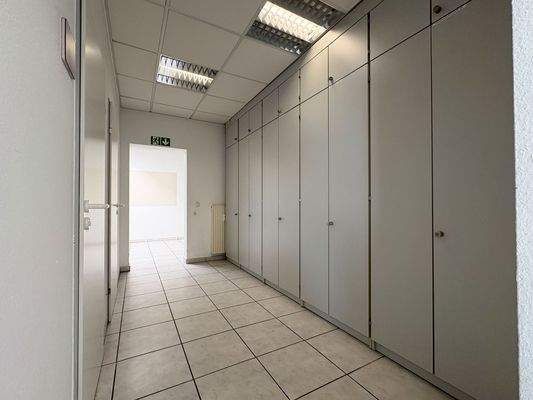 WC-Anlage / Zwischenflur