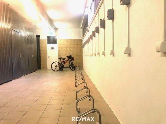 E-Bike Aufladestationen im EG