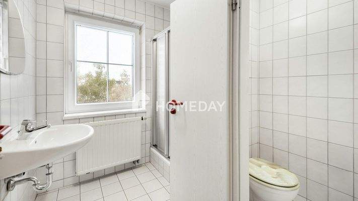 1. OG Badezimmer 1-1