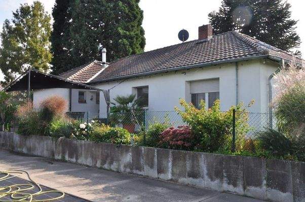 Wohnhaus (Betriebswohnhaus) Rückansicht