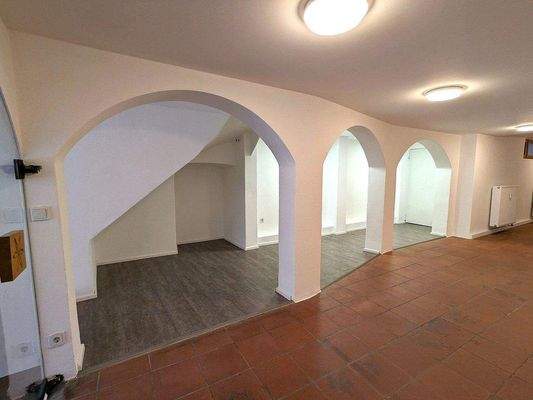 Großer Raum im Erdgeschoss