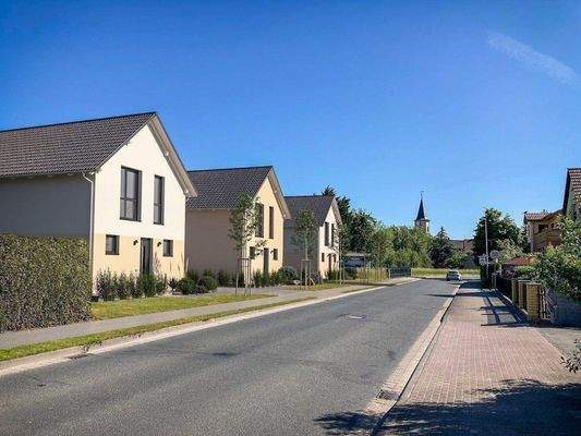 Straßenansicht (Fotomontage)