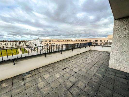 FEE7873A-3A26-4CE3-BA31-FAC98CA807F0