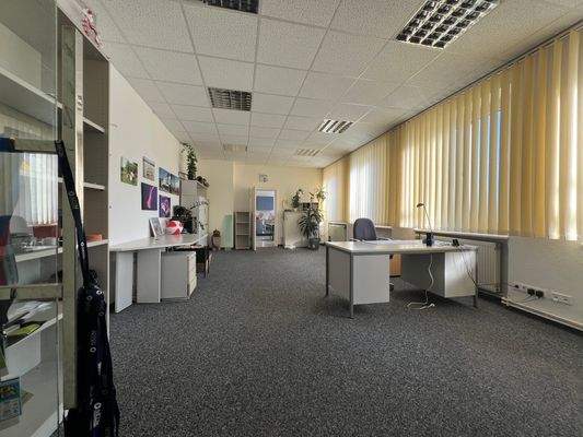 Büro im Erdgeschoss