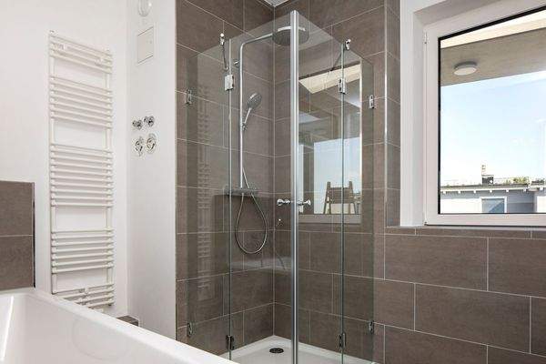 Beispielbild - hochwertige Markenbad