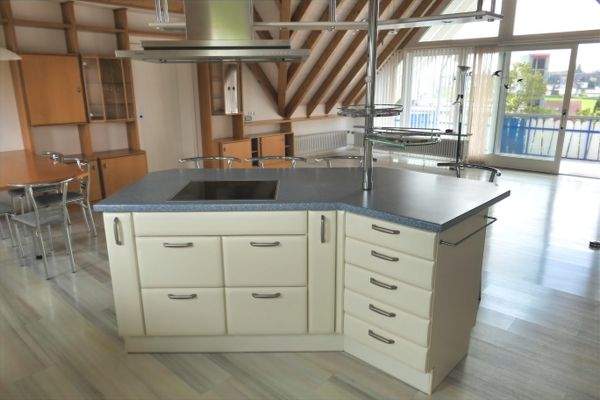 Haus Nr. 1: DG-Wohnung Küche