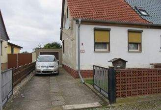 Gesamte Straßenbild