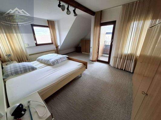 28 Schlafzimmer 2. OG