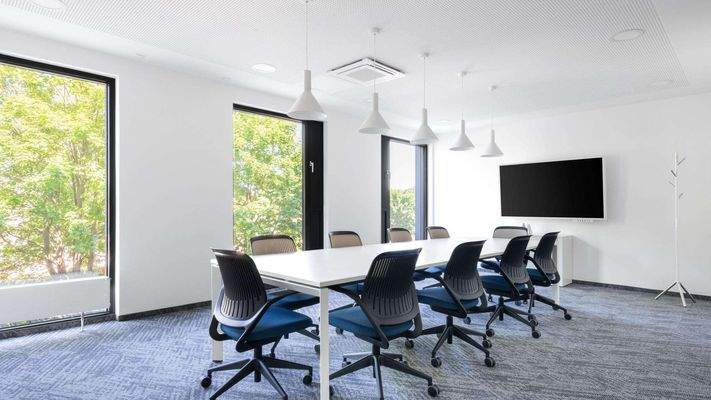 hq_regus_rheinstrasse_11_cowor