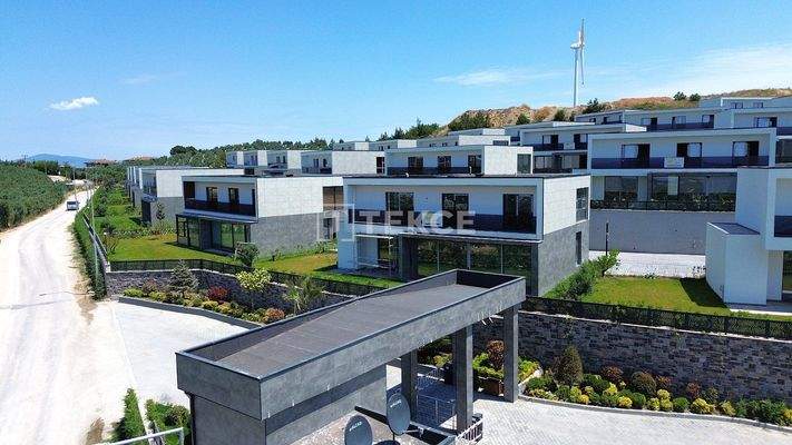 Villas for Sale in Bursa Bademli with Private Landscaped Garden
