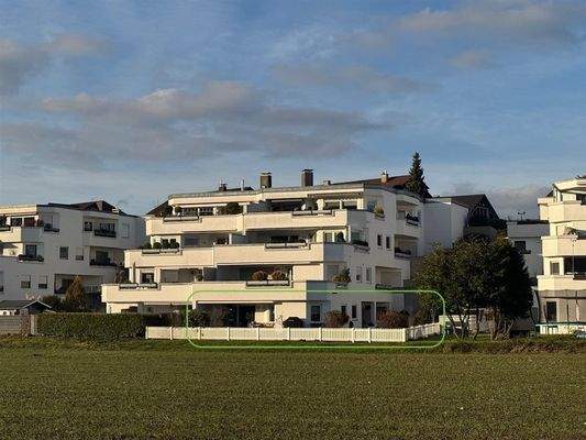 Terrassenhaus- Grün umrandet