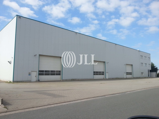 Halle 3 - Straßenansicht