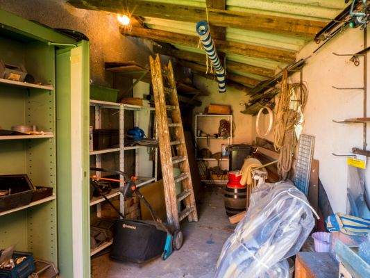 Abstellraum Innenansicht 1201899.jpg