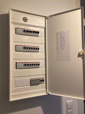 Moltkestr. 45, neue Elektrik.jpg