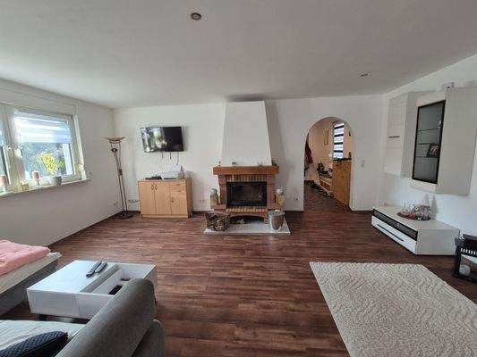 EG: Wohn- und Essbereich