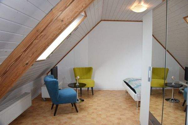 Wohnlich ausgebautes Zimmer DS