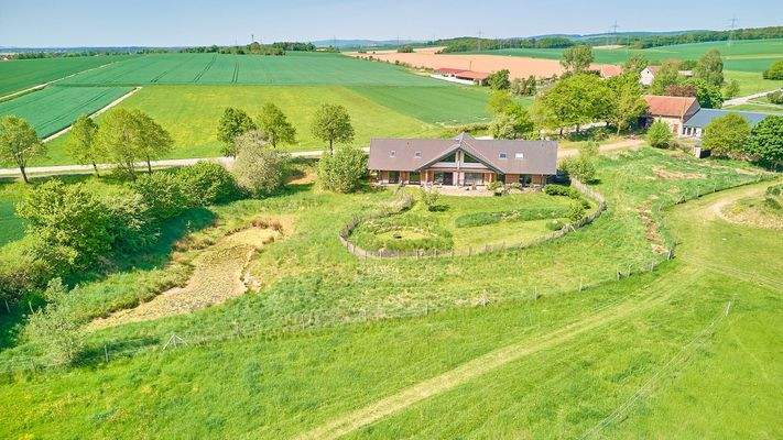 05 Garten hinter dem Wohnhaus.jpg