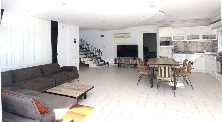 Detached Ready-to-Move House Near the Beach in Belek