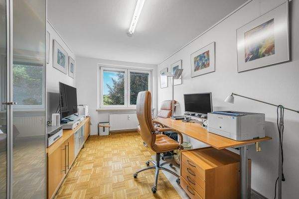 Kinderzimmer / Arbeitszimmer