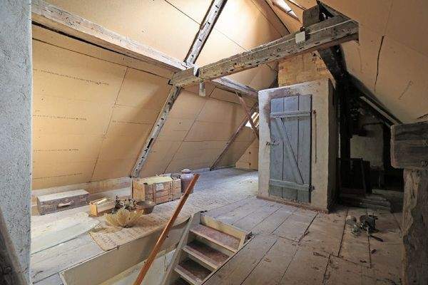 Dachboden mit Räucherkammer