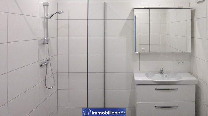 Badezimmer - Musterfoto