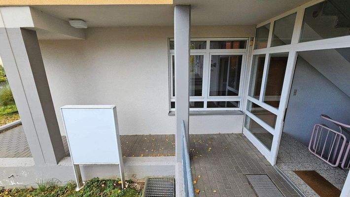 Wohnung von aussen Bild 2.jpg