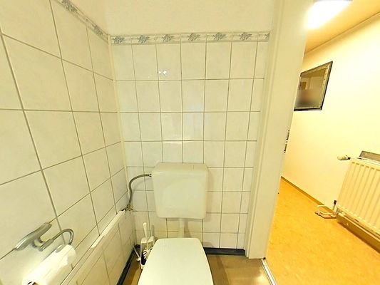WC EG 