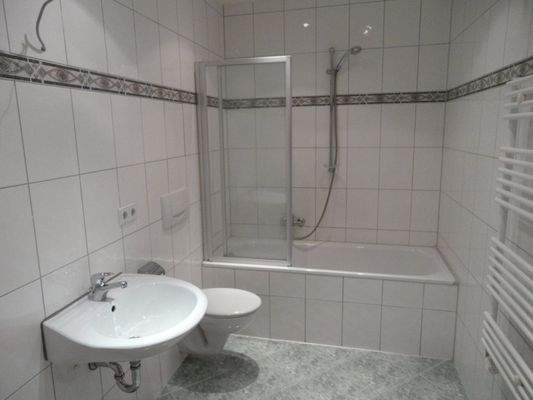 Bad, innen, mit  und WMA